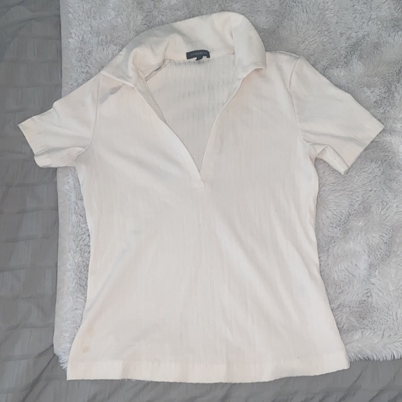 Selling a cream colour blouse from Dynamite. Size small. - Picture 3 of 3